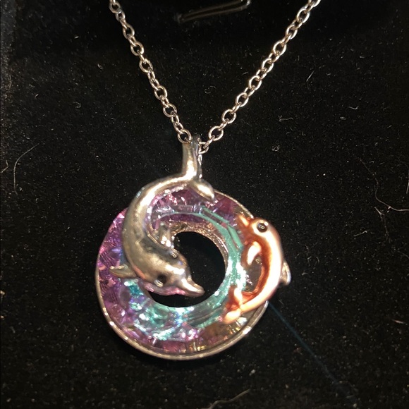 Dolphin Infinity Boxed Necklace NWOT - Picture 10 of 10